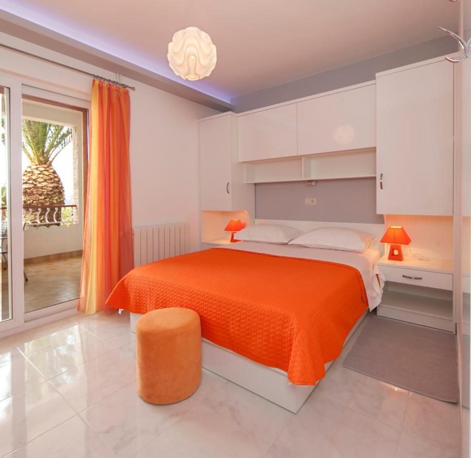 Apartments Milana Tučepi Exteriör bild