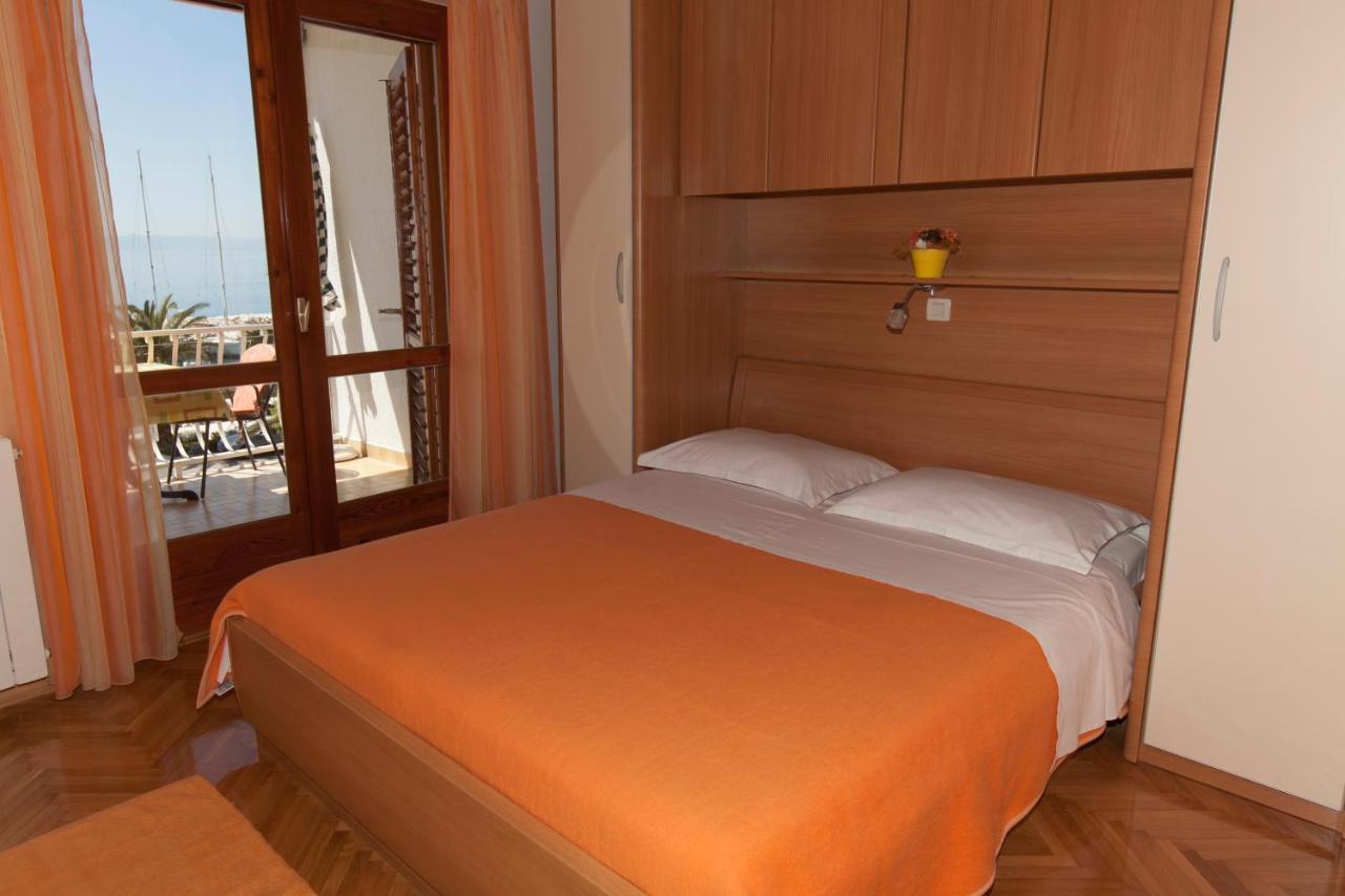 Apartments Milana Tučepi Exteriör bild