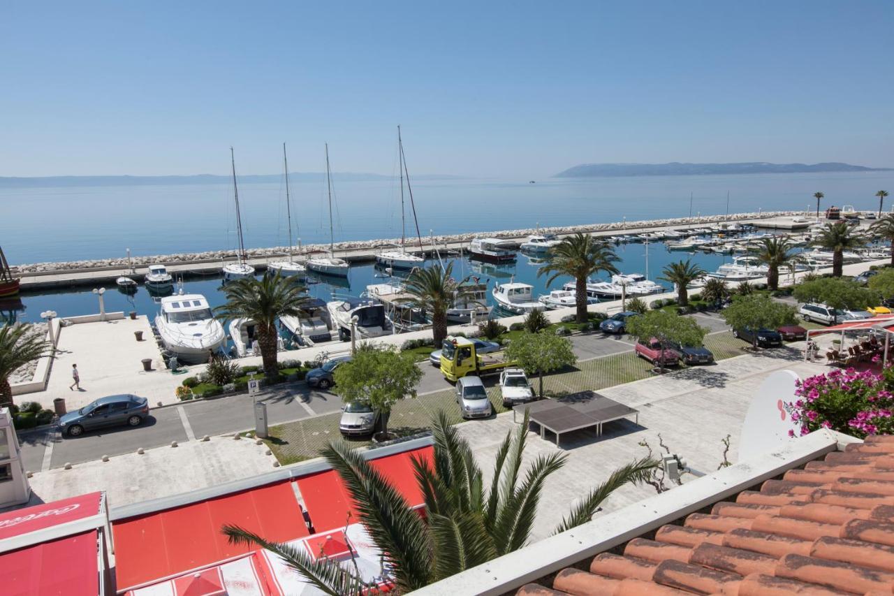 Apartments Milana Tučepi Exteriör bild