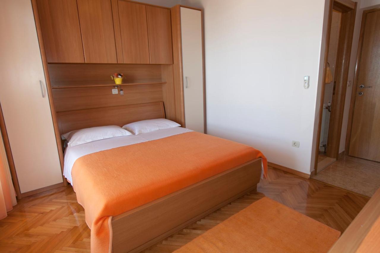 Apartments Milana Tučepi Exteriör bild